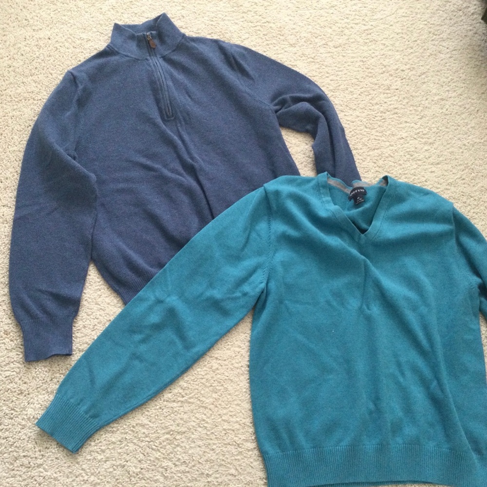 Bundle of 2 Sweaters